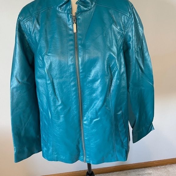 CJ Banks teal jacket in pleather type material in a size 1X - Picture 3 of 13